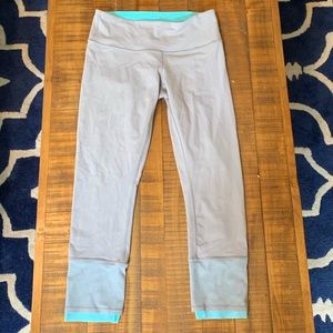 Lululemon crop yoga pants 6